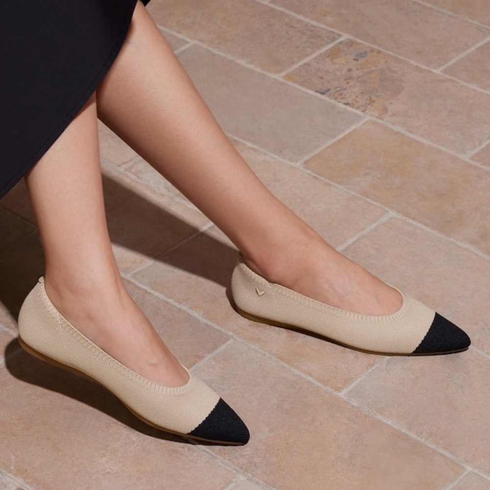 Vivaia Almond & Black Pointed-Toe Ballet Flats (Aria 5°)